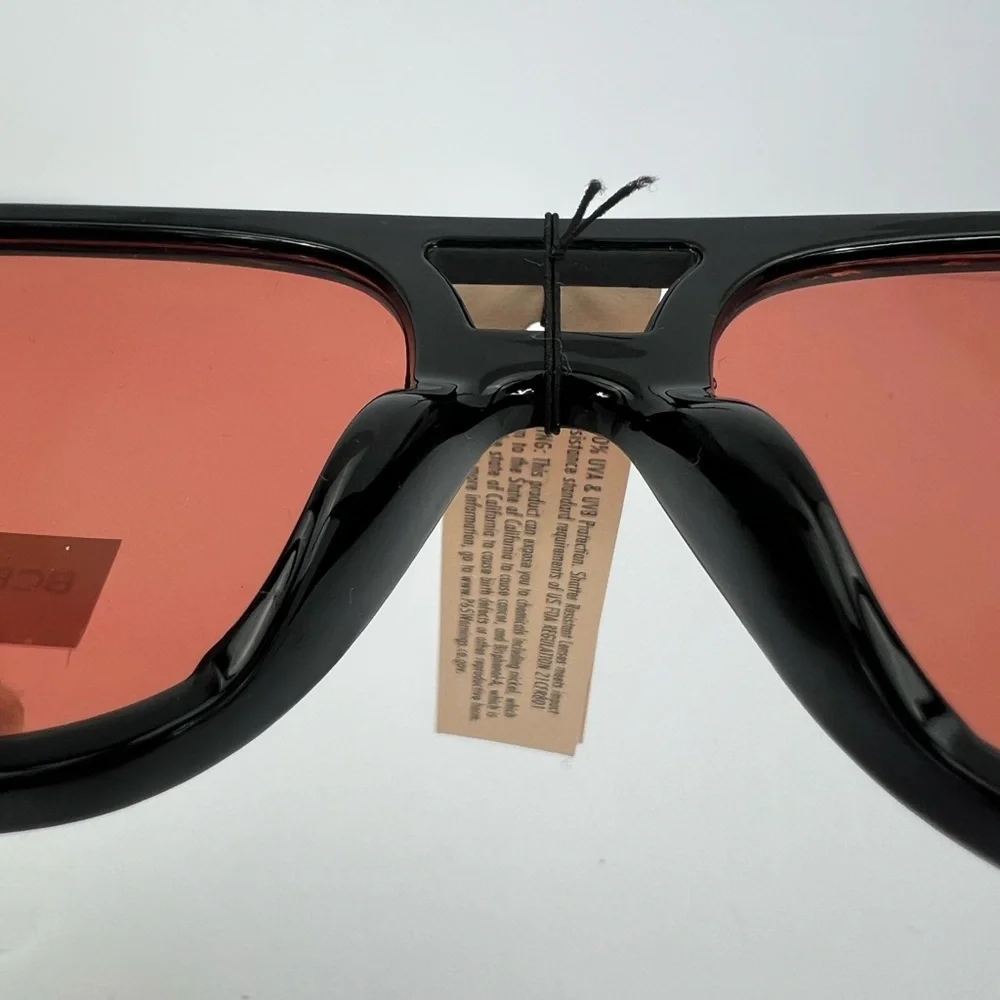 BCBGeneration, BCBG AVIATOR SUNGLASSES WITH WHIRLPOOL BLACK PLASTIC FRAME